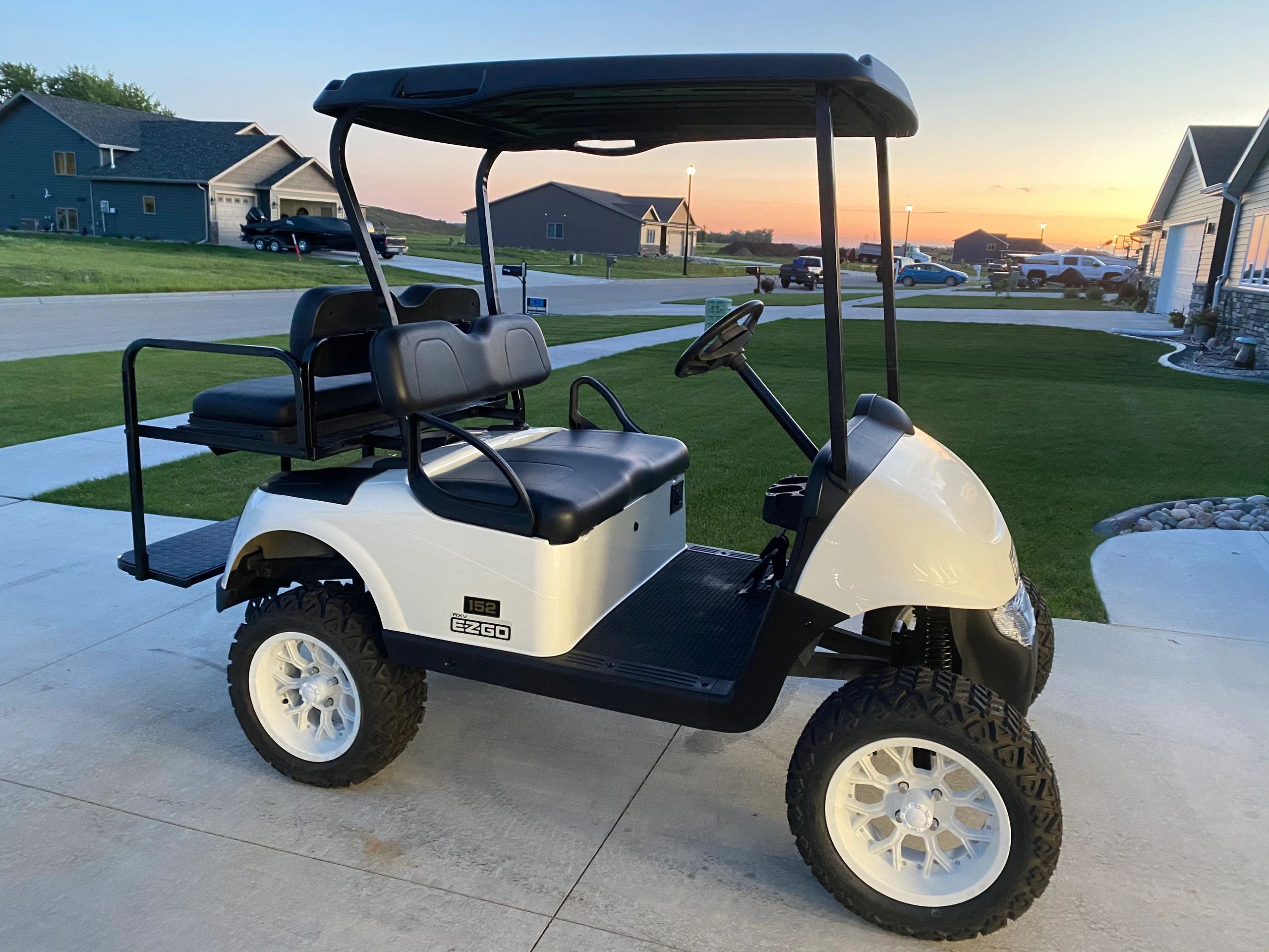 TipTop Carts Golf Cart, Trojan Batteries